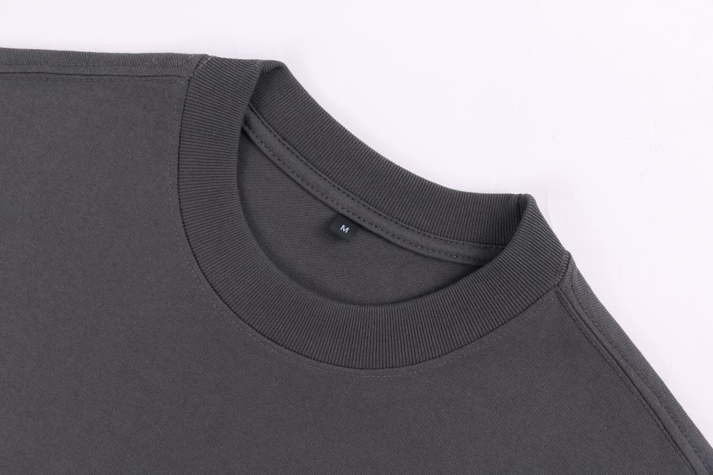 380 GSM Oversized Heavyweight T-Shirt - Image 3